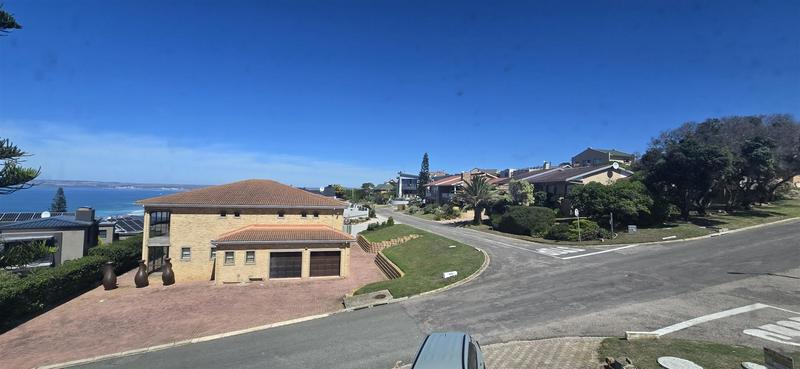6 Bedroom Property for Sale in Reebok Western Cape